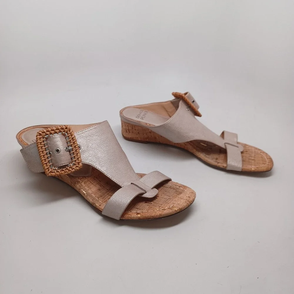 Donald Pliner VINESP Champagne Metallic Cork Wedge Sandals Woven Buckle 7.5M